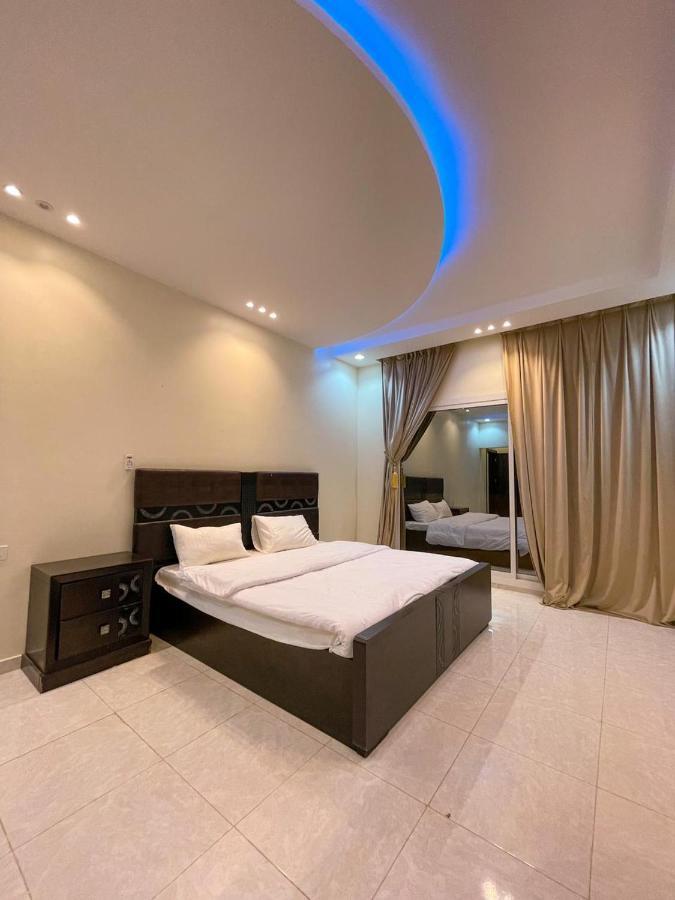 Villa فيلا هابي نايت Ash Shafā Exterior foto