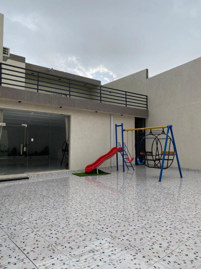 Villa فيلا هابي نايت Ash Shafā Exterior foto